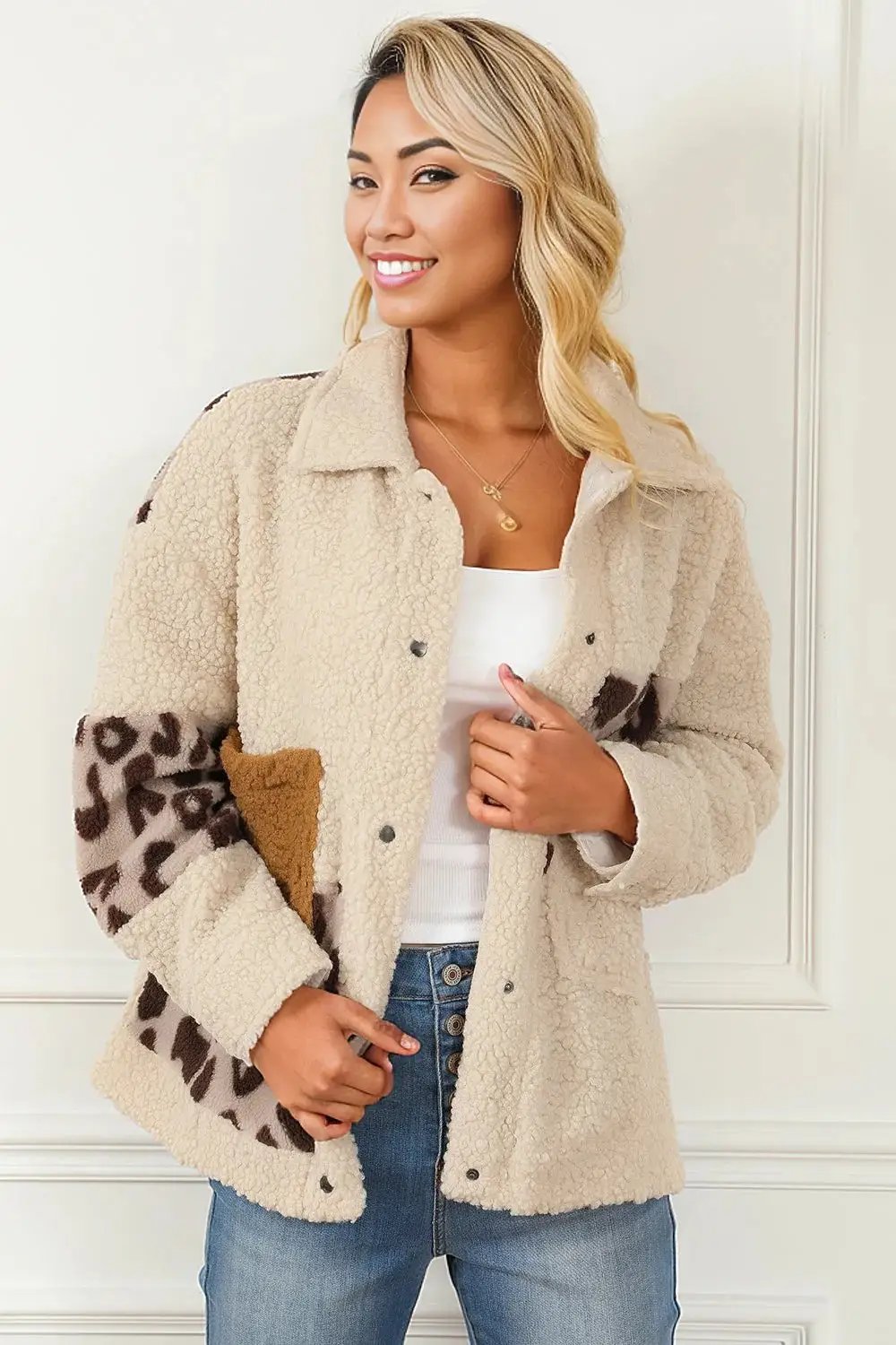 Beige Leopard Patchwork Snap Buttons Sherpa Jacket -