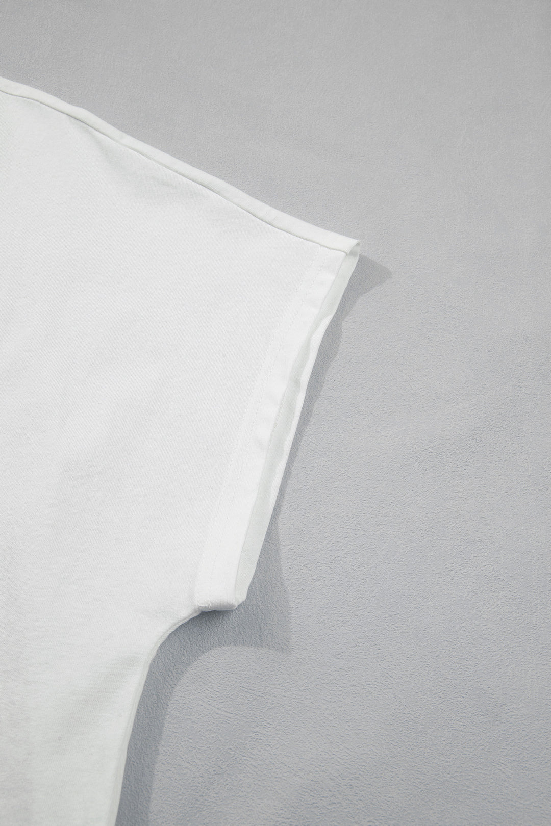 White Plus Size Leopard Bow Embroidered Patch Casual T Shirt