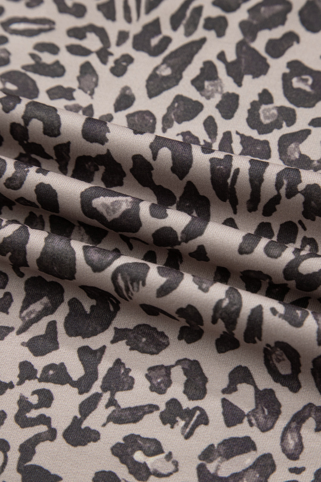 Leopard Print Patchwork Crew Neck Sweatshirt