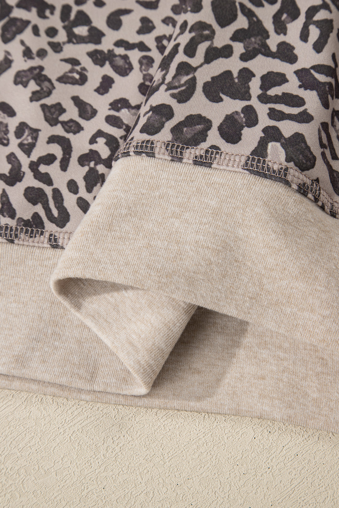 Leopard Print Patchwork Crew Neck Sweatshirt