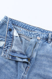 a close up of a pair of blue jeans