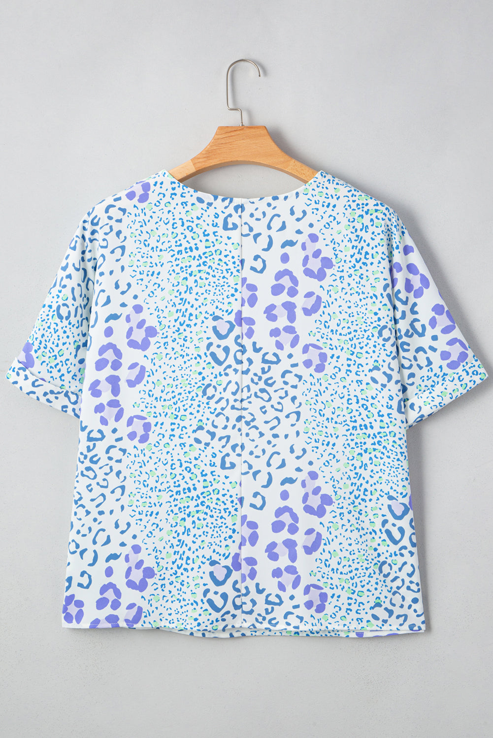 Sky Blue Leopard Print Short Sleeve V Neck Plus Size Top