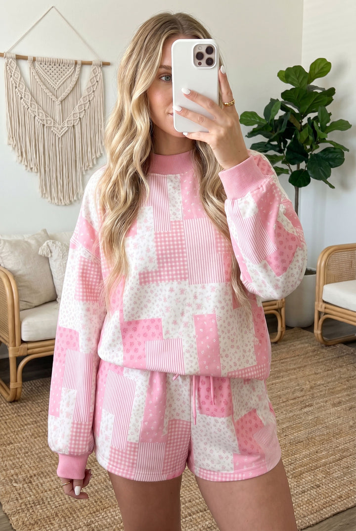 Patchwork Floral Print Drop Shoulder Baggy Pullover Drawstring Shorts Set