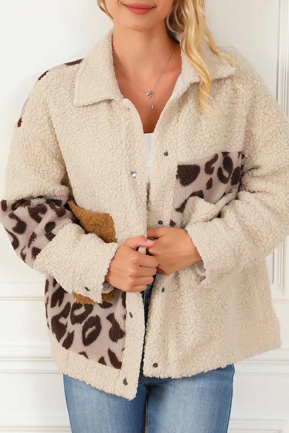 Beige Leopard Patchwork Snap Buttons Sherpa Jacket -