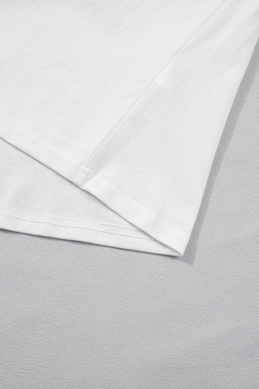 White Plus Size Leopard Bow Embroidered Patch Casual T Shirt