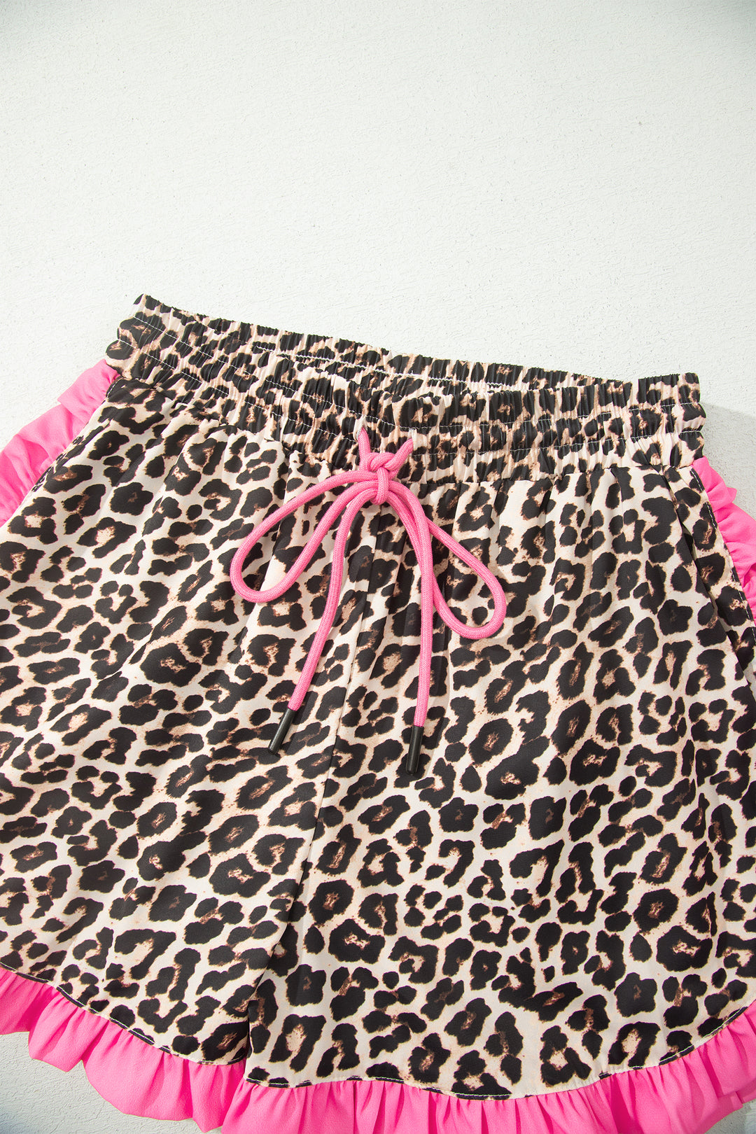 Polka Dot Contrast Ruffle Trim Shorts