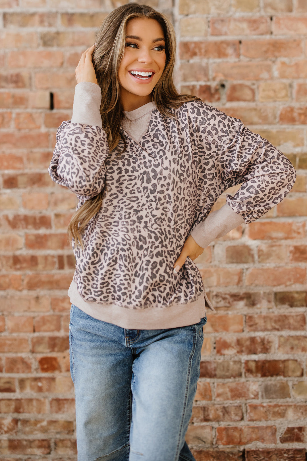Leopard Print Patchwork Crew Neck Sweatshirt