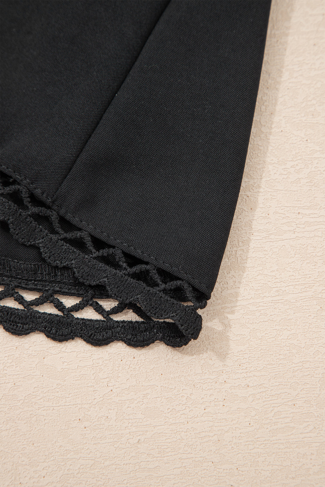 Plus Size Frilled Elastic Waist Lace Trim Boho Ruffled Shorts