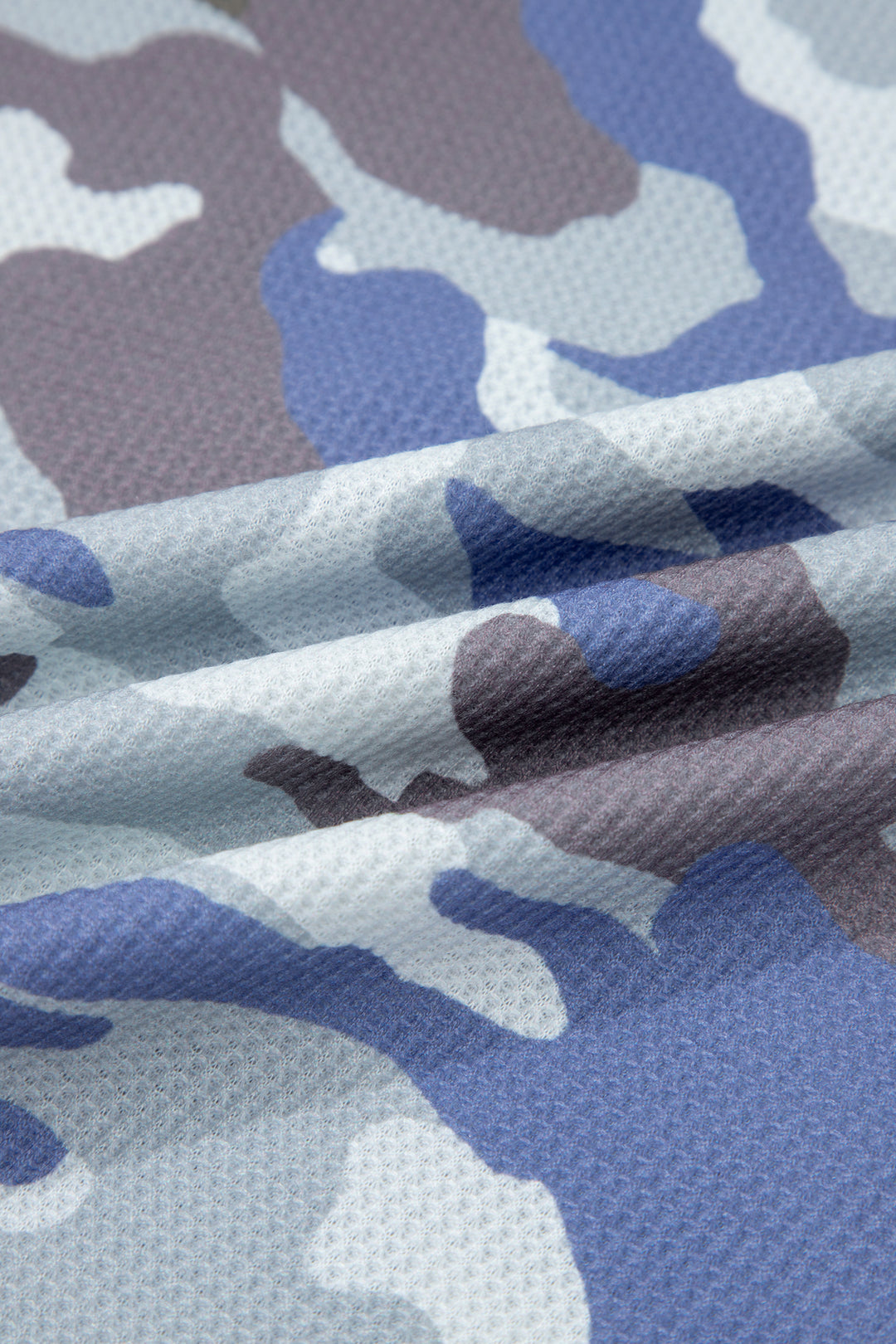 Gray Plus Size Camouflage Print Textured Casual Tee