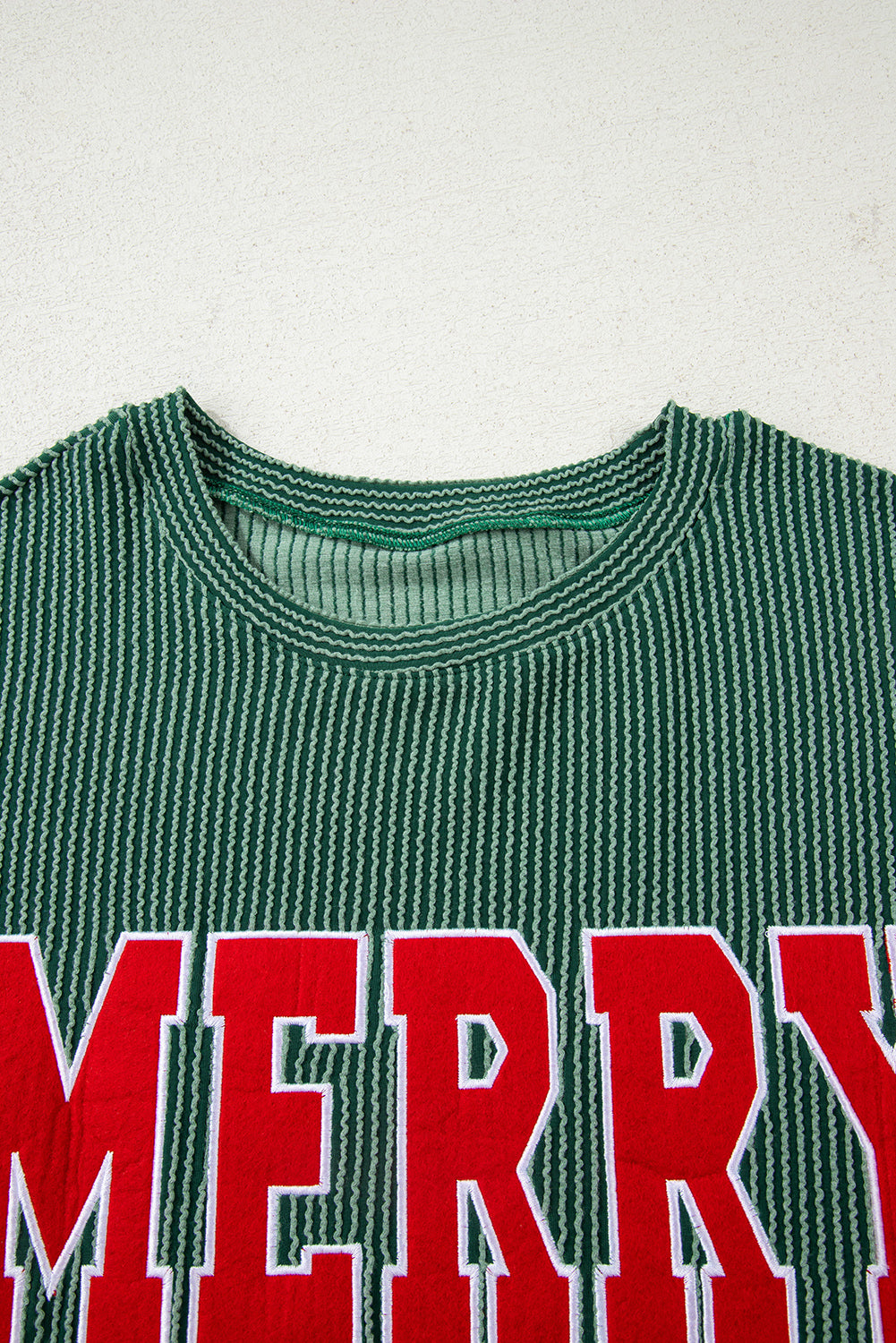 Twisted Rib Outlined Merry Letter Graphic Loose Long Sleeve Top