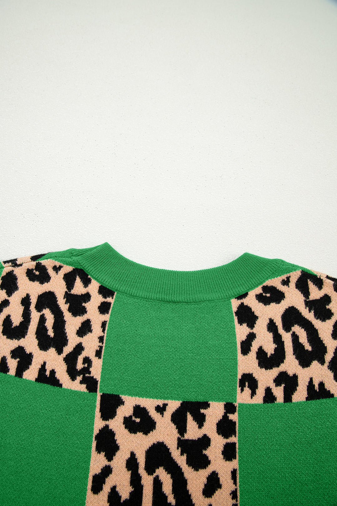 Green Leopard Checkerboard Short Sleeve Knit Sweater
