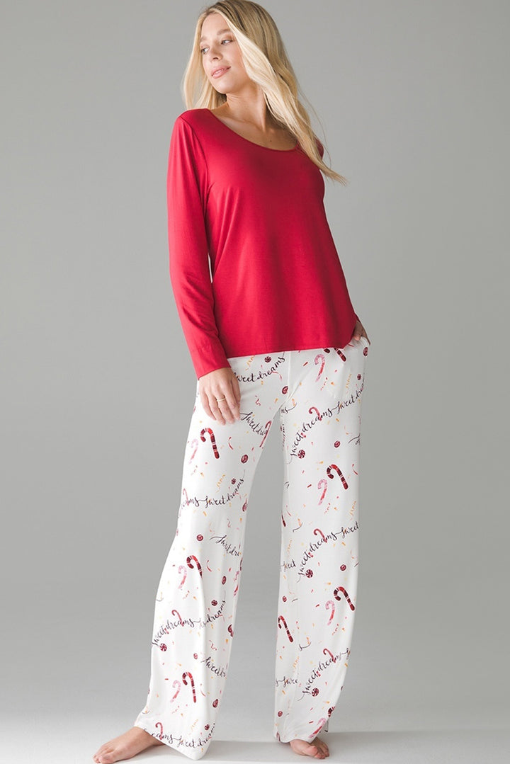 Solid Top and Christmas Pants Two Piece Lounge Set