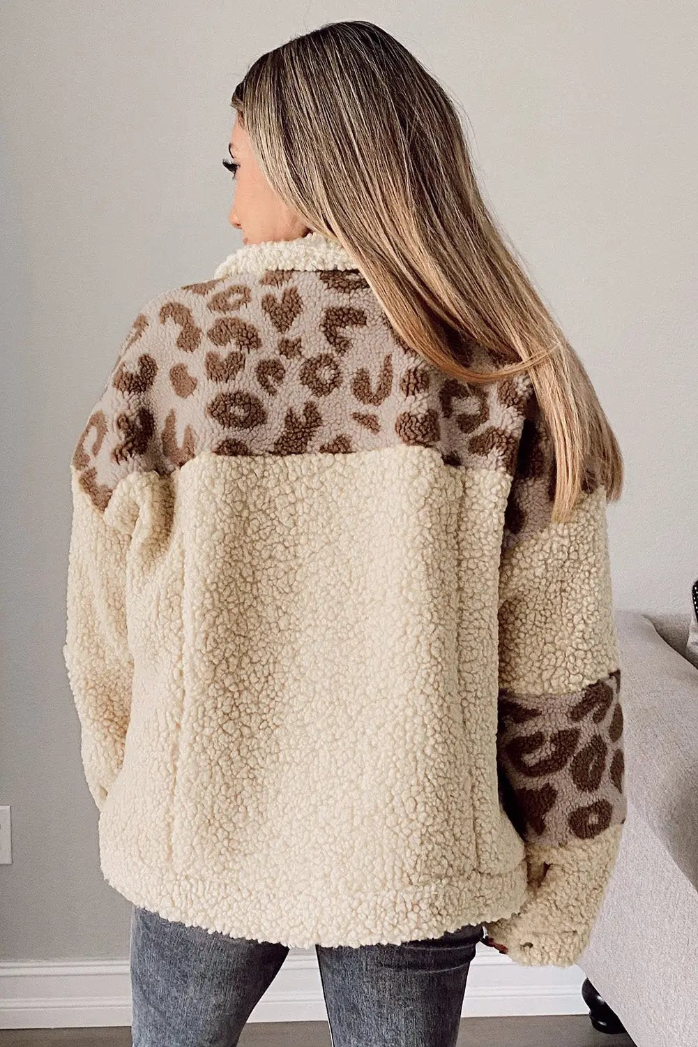 Beige Leopard Patchwork Snap Buttons Sherpa Jacket -