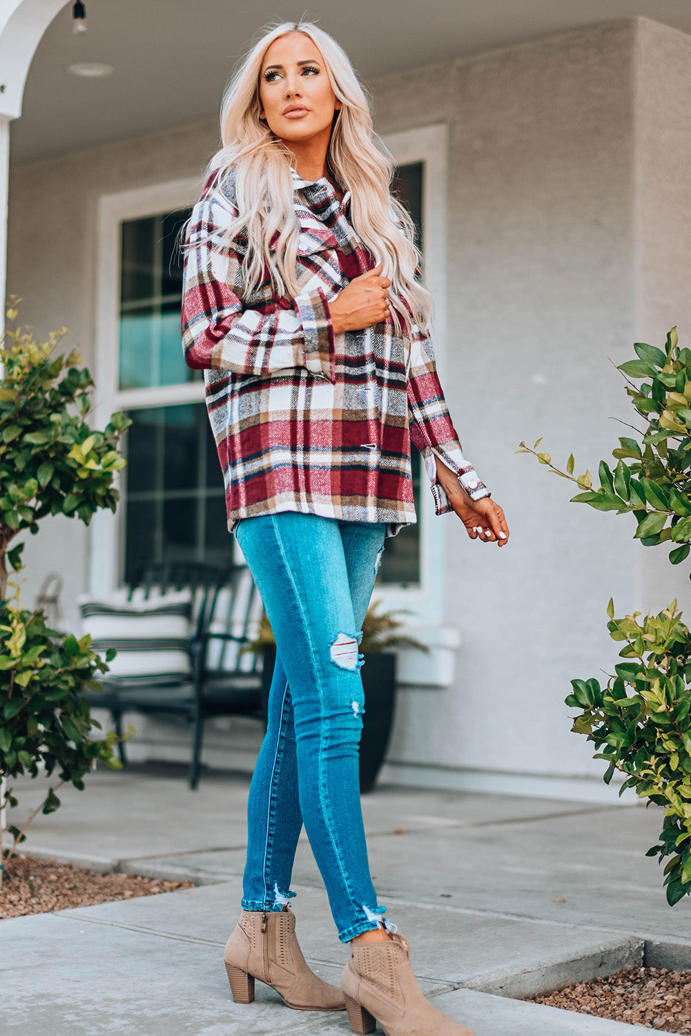 Geometric Plaid Print Pocketed Shacket -