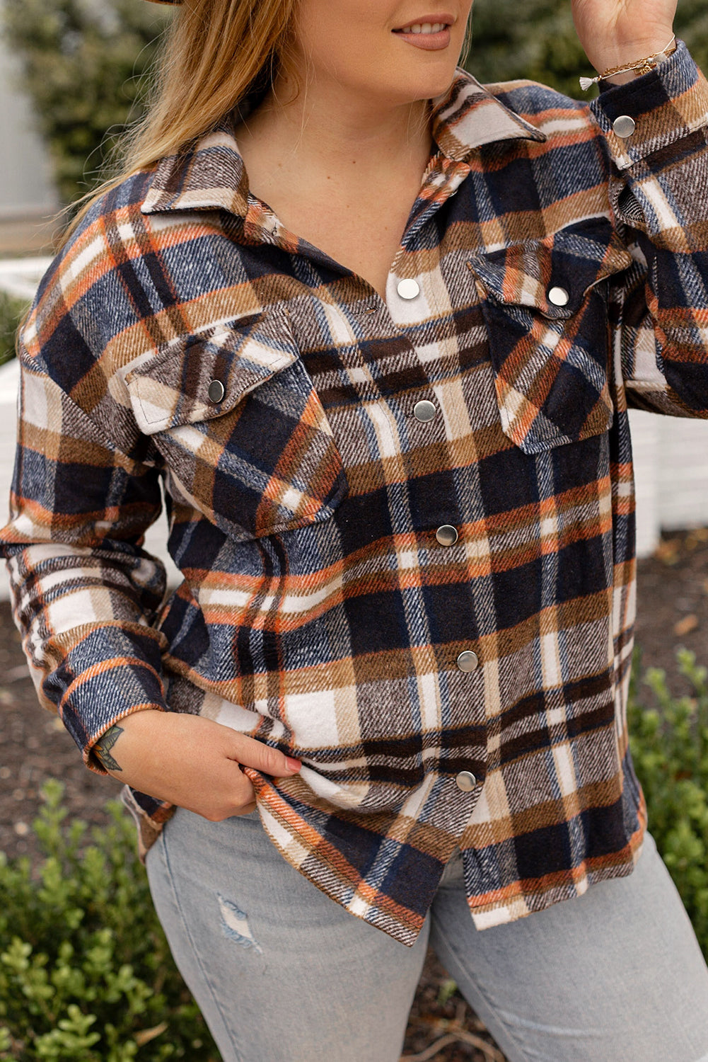 Geometric Plaid Print Pocketed Shacket