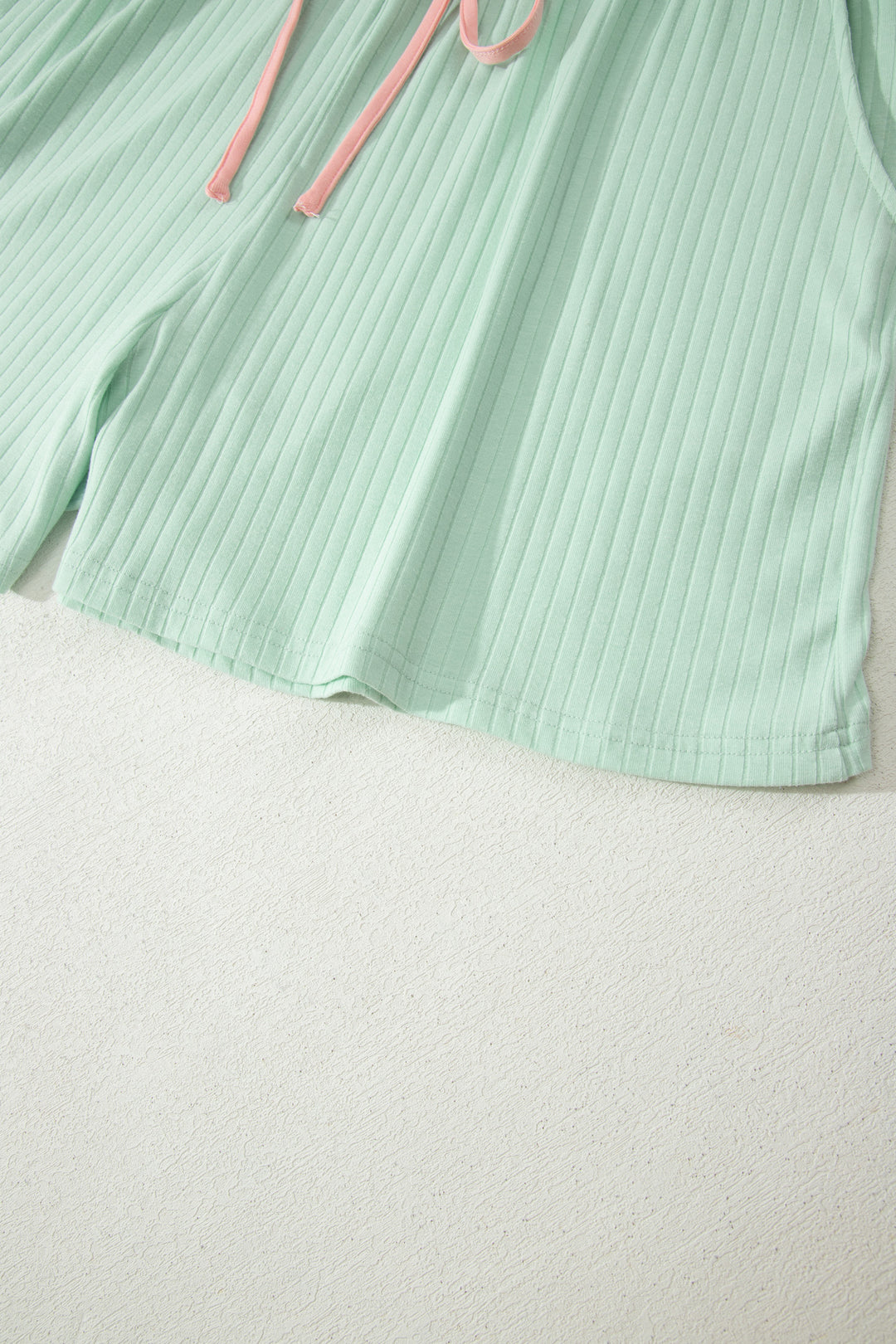 Plus Size Ribbed Color Block Trim Drawstring Shorts 2pcs Set