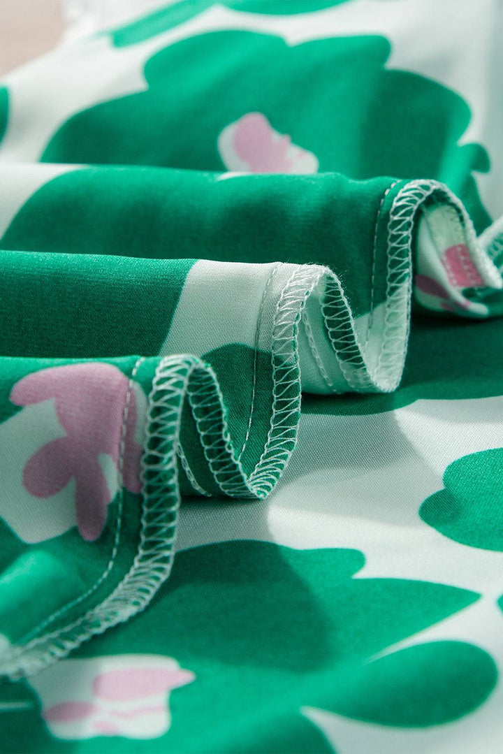 a close up of a green and white fabric