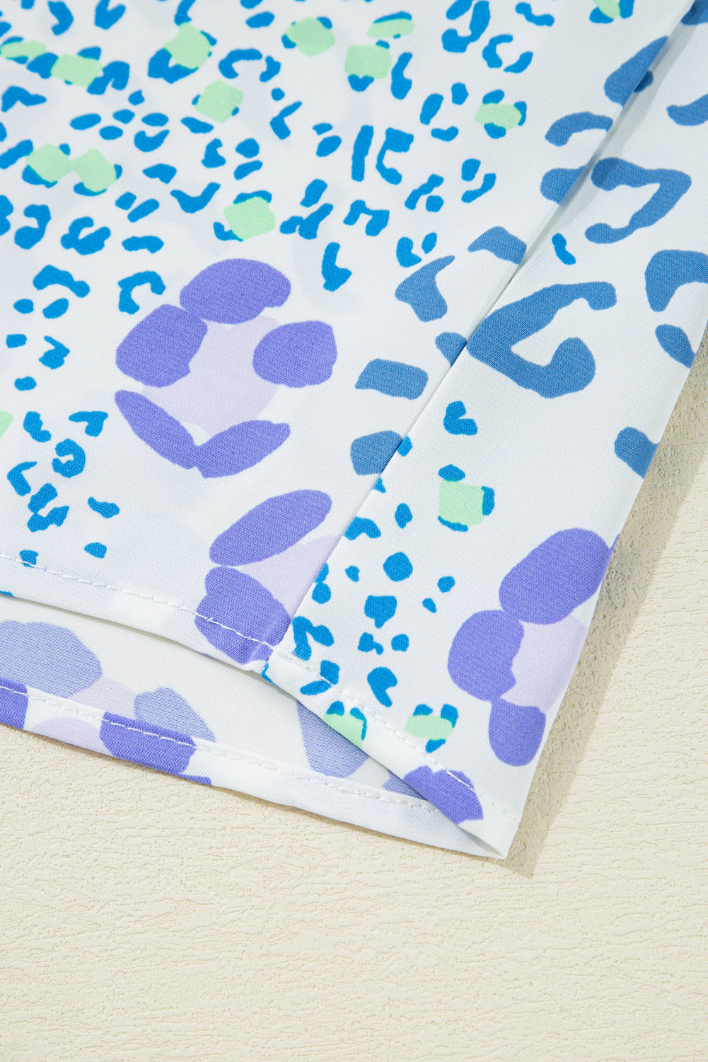 Sky Blue Leopard Print Short Sleeve V Neck Plus Size Top