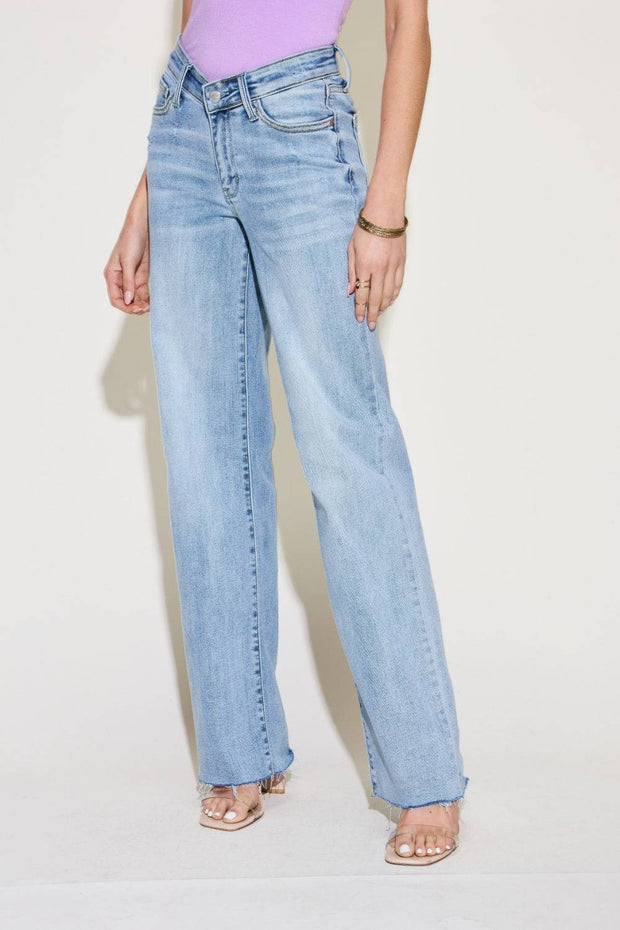 Judy Blue Full Size V Front Waistband Straight Jeans -