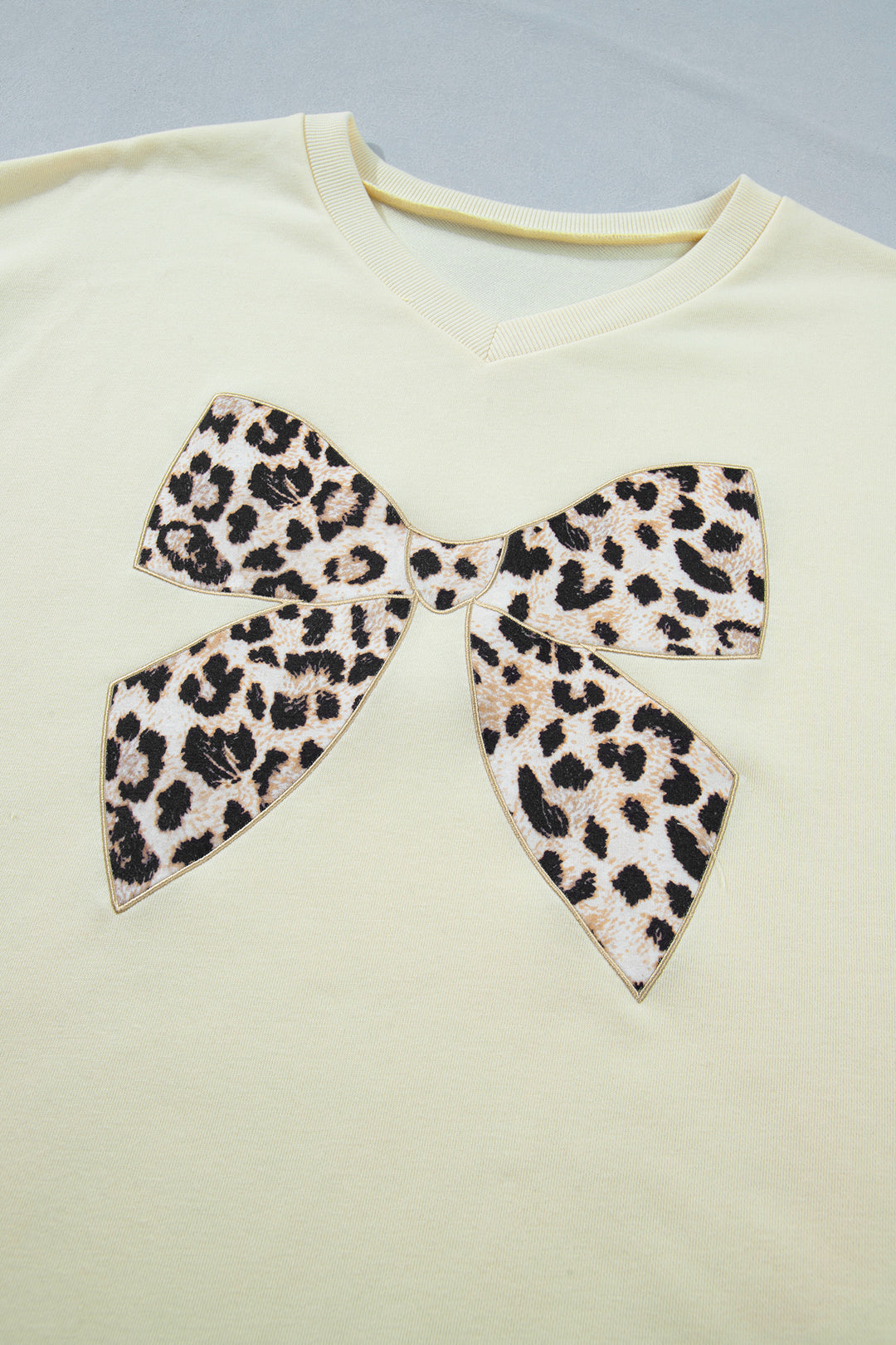 Leopard Bow Patched V Neck Loose Tee Drawstring Shorts 2pcs Outfit