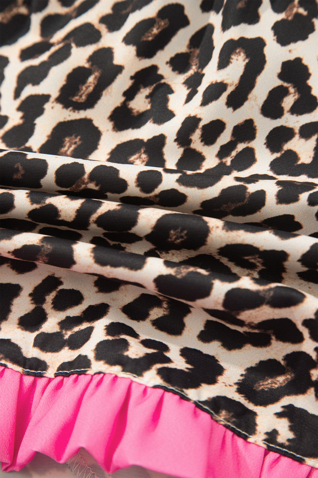 Polka Dot Contrast Ruffle Trim Shorts