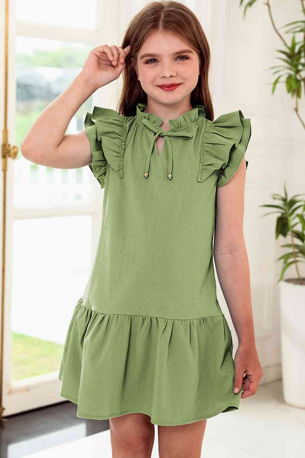 Tie Neck Flutter Sleeve Dress
Accessories: No
Pattern type: Solid
Style: Chic
Features: Tied, Ruffle
Neckline: Tie neck
Length: Short
Sleeve length: Short sleeves
Sleeve type: Flutter sleeves
Ma